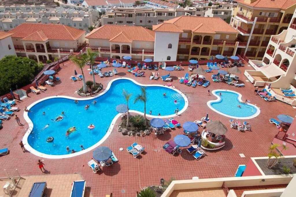 Dinastia B401 By Tenerife Rental & Sales Лос Кристианос Экстерьер фото