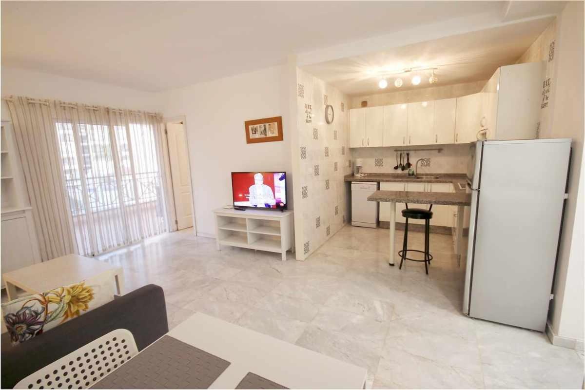 Dinastia B401 By Tenerife Rental & Sales Лос Кристианос Экстерьер фото